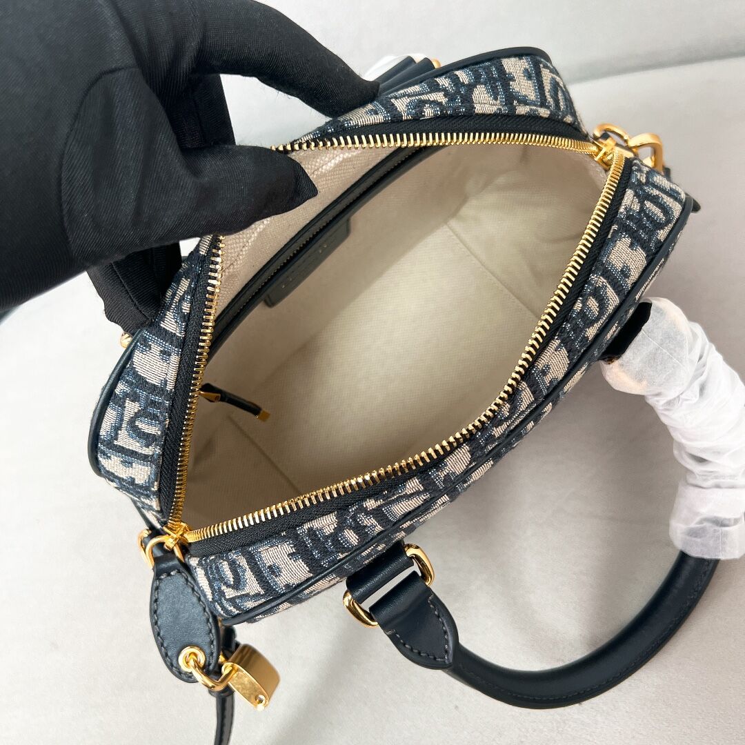 3b9a93d0dfad9f5996bd5060faf52b20_1724387880_2165.jpg 3b9a93d0dfad9f5996bd5060faf52b20_1724387880_2165.jpg