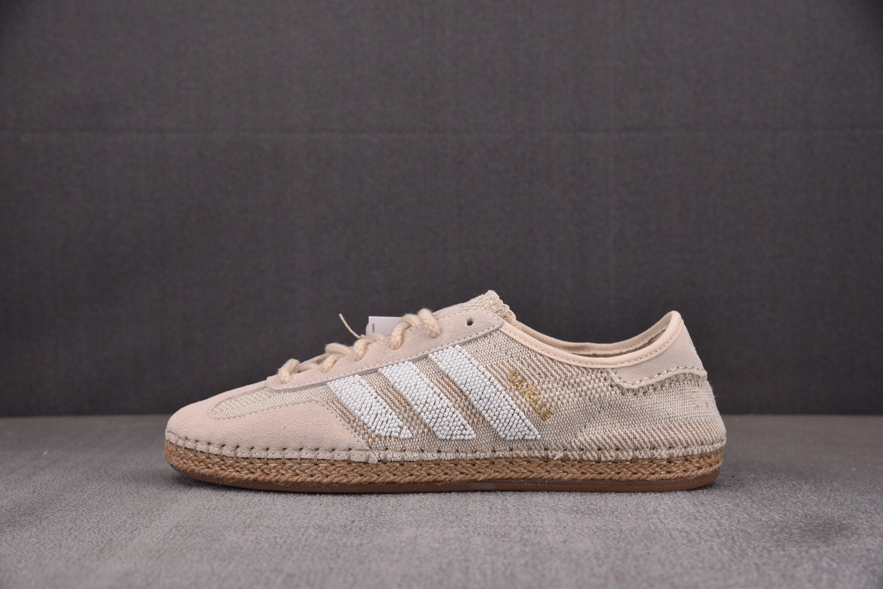 【GOD】CLOT x AD Gazelle Halo Ivory 米色 IH3144 아디다스