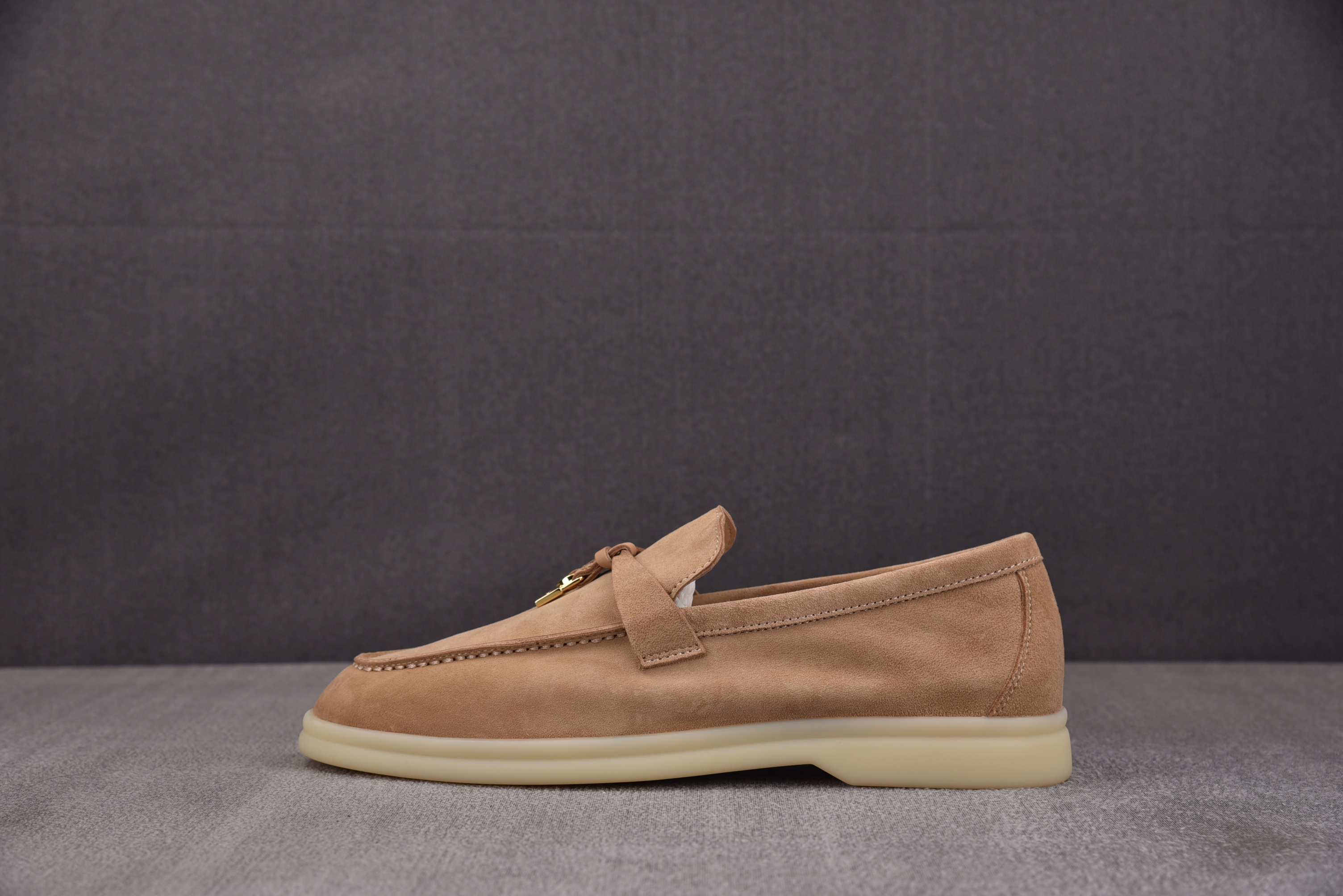 【A】로로 피아나 썸머 참 워크 13 샌드스톤